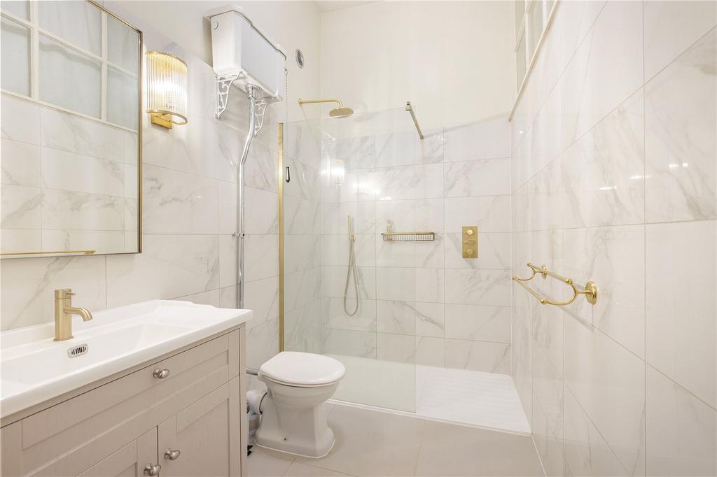Flat Bathroom