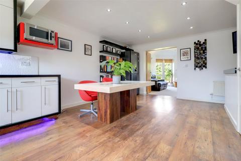 13 Exmoor View, South Molton, EX36 3BD