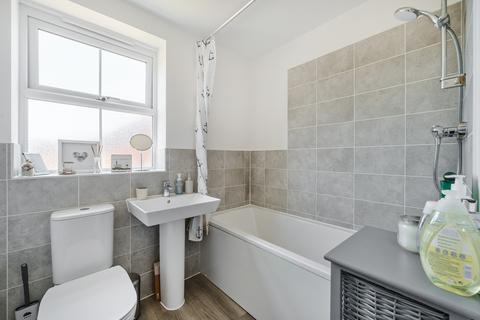 8 Collingbourn Road, Grove, Wantage, OX12 7FR