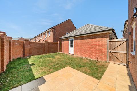 8 Collingbourn Road, Grove, Wantage, OX12 7FR