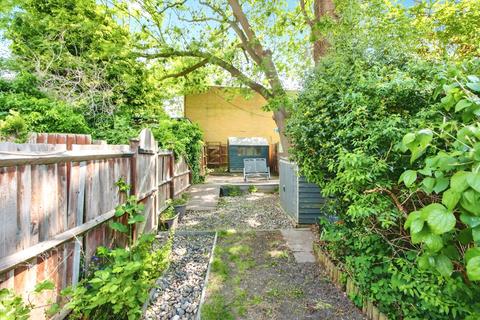 196 Inchmery Road, London, SE6 1DF