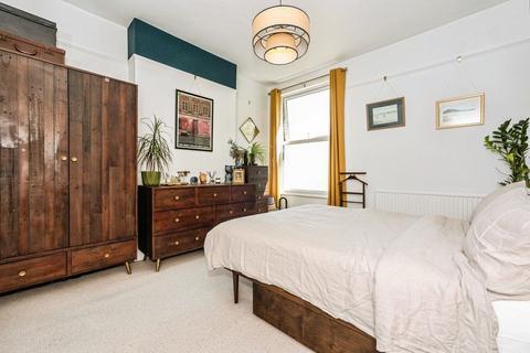 196 Inchmery Road, London, SE6 1DF