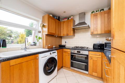 undefined, Lower Morden Lane, Morden SM4
