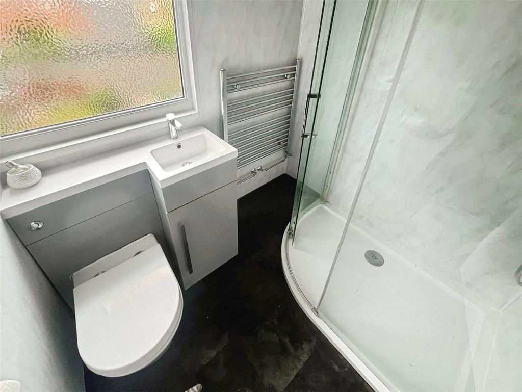 Shower Room No. 05