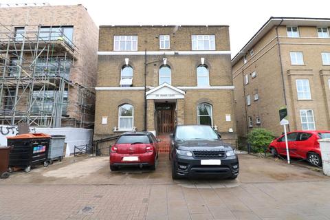 undefined, Seven Sisters Road, London N4