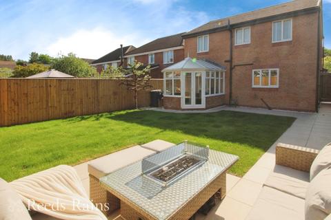135 Hedgerows Road, Leyland, PR26 7JR