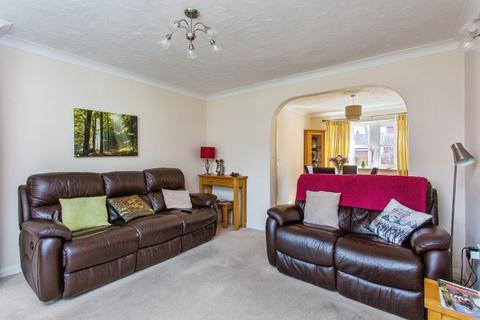 undefined, Linden Close, Preston PR4