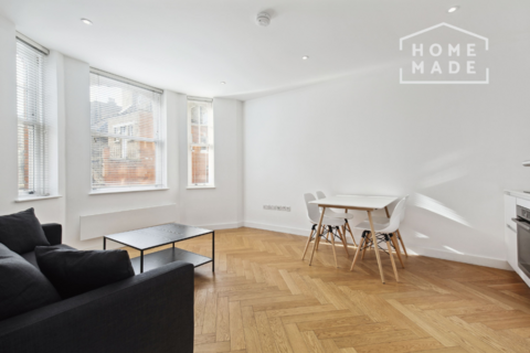 2 bedroom flat to rent, Avenue House