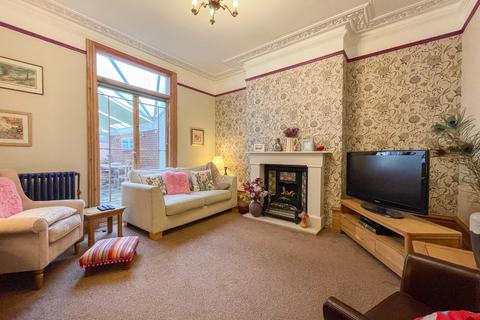5 bedroom semi-detached house for sale, Pelham Road, Gravesend, DA11 0HW