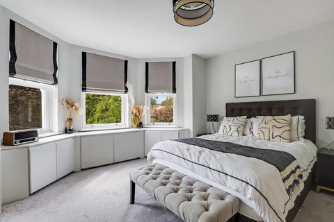 Flat 2, 57 Cator Road, London, SE26 5DT