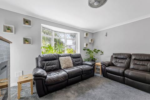 79 Gibraltar Crescent, Epsom, KT19 9BS