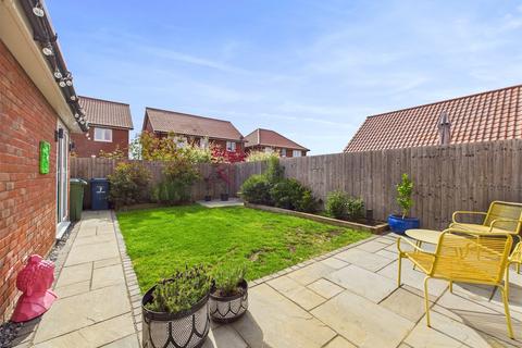 7 Cowslip Close, Cheltenham, GL53 0FN