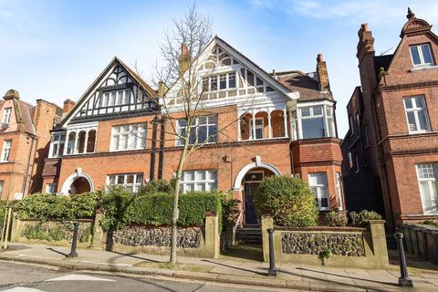 3 bedroom flat to rent, Lymington Road, London NW6