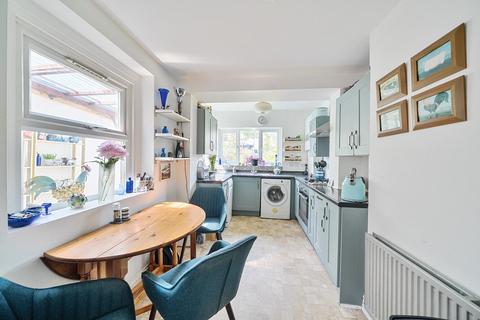 5 Talbot Road, Thornton Heath, CR7 8SE