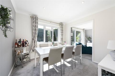 4 bedroom detached house for sale, Iris Road, Woking GU24