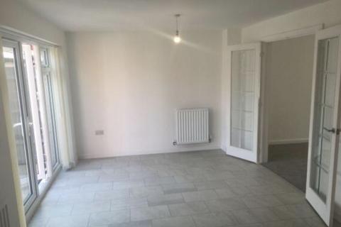 4 bedroom detached house to rent, 2 Duckett Road Kings Gate, AMESBURY, Wiltshire