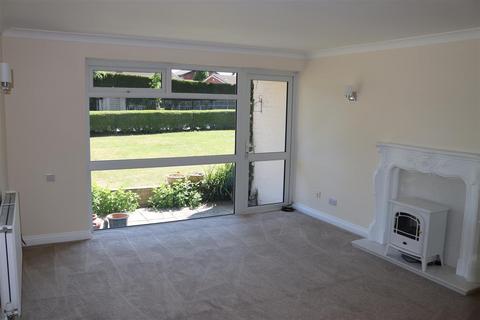 132 Blake Street, Sutton Coldfield, B74 4EU