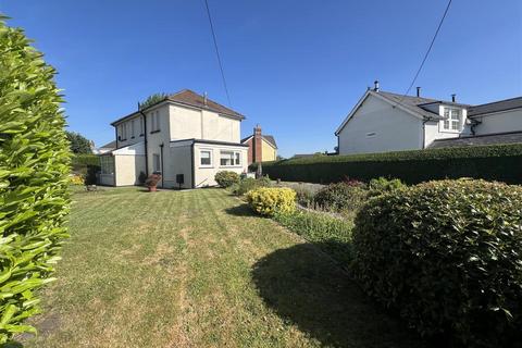 3 bedroom detached house for sale, Llwydcoed Road, Aberdare CF44