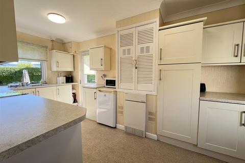 3 bedroom detached house for sale, Llwydcoed Road, Aberdare CF44