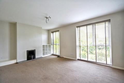 15 Bullfields, Newport, Saffron Walden, CB11 3PJ