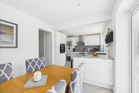 3 bedroom end of terrace house for sale, North Avenue, Bridgend CF33