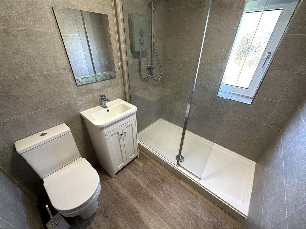 Modern Shower Room 531