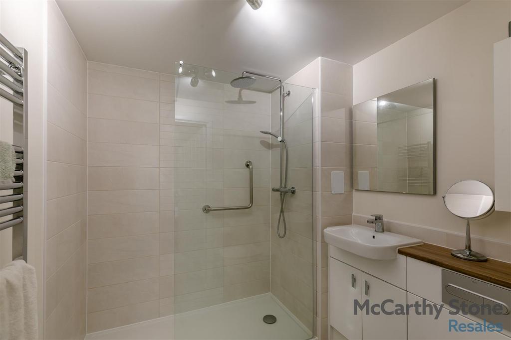 8645689-interior19.jpg