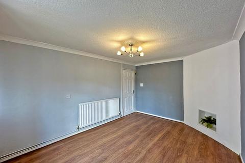 8 Bull Meadow Lane, Wombourne, Wolverhampton, WV5 9DF