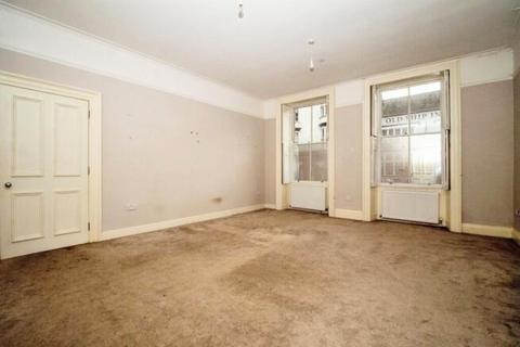 1 bedroom flat for sale, 16 Stratton House, 58 High West Street, Dorchester, Dorset DT1 1UY