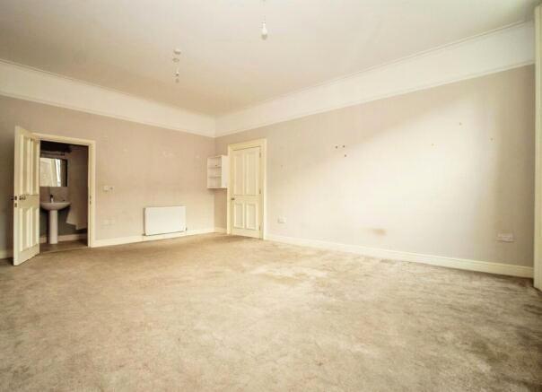 1622 DCH308974 IMG 08 0000 Max 656x437~2...