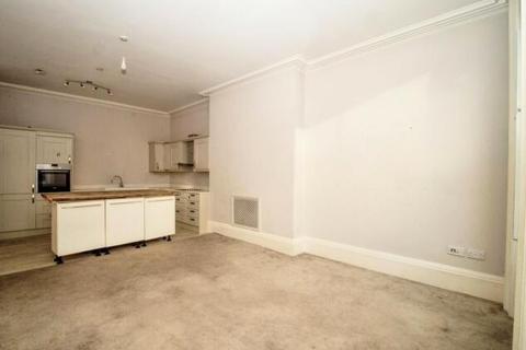 1 bedroom flat for sale, 16 Stratton House, 58 High West Street, Dorchester, Dorset DT1 1UY