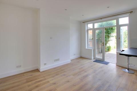 37 Spring Park Road, Croydon, CR0 5ED