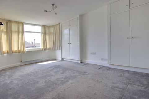 37 Spring Park Road, Croydon, CR0 5ED