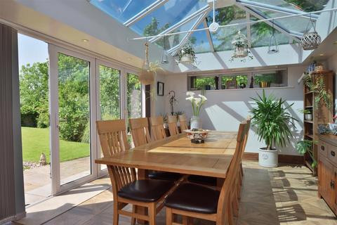 5 bedroom detached bungalow for sale, Old Eign Hill, Hereford