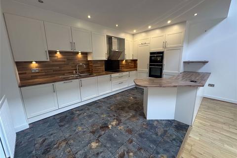 3 bedroom terraced house to rent, Wallsuches, Horwich, Bolton, BL6