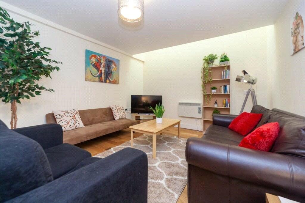 Kitchen/Living Room