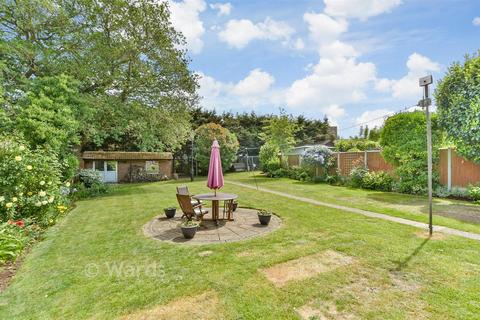 5 bedroom chalet for sale, Elm Avenue, Chattenden, Rochester, Kent