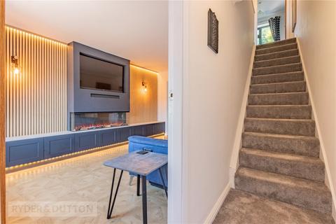 9 Cranleigh Close, Oldham, OL4 2HZ