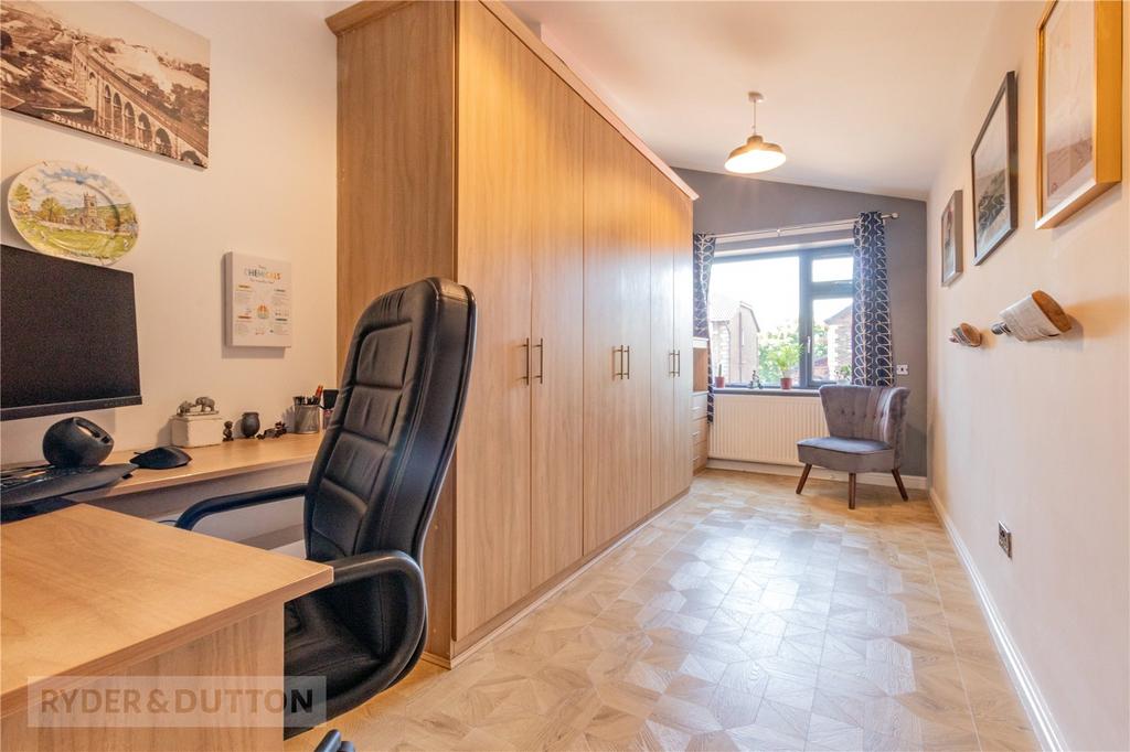 Office/Bedroom 4