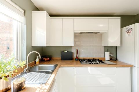 88 Simmonds View, Stoke Gifford, Bristol, BS34 8HL