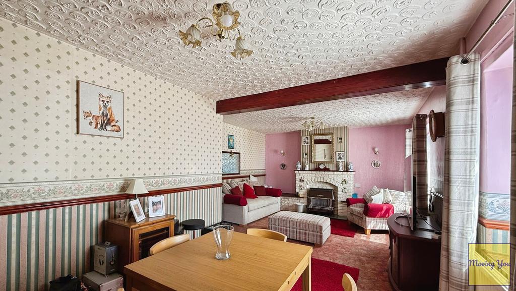 Lounge/ Dining room