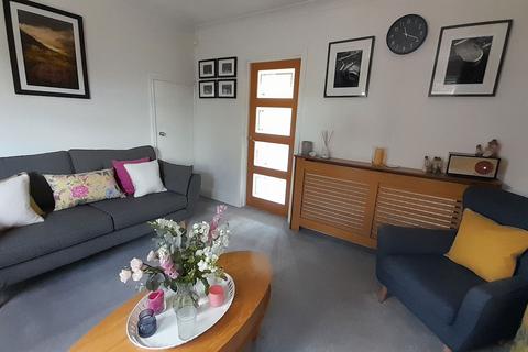 3 bedroom townhouse for sale, 19 Rushton Grove, Moorside, Oldham OL4 2QF