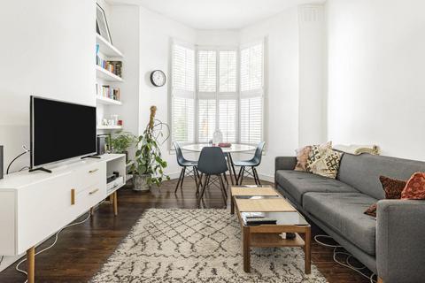 1 bedroom apartment for sale, Colvestone Crescent, London, E8