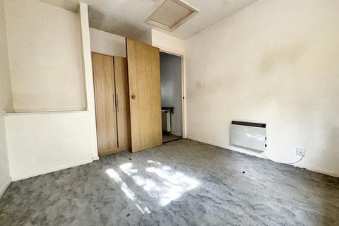 1 bedroom terraced house for sale, Waterside, Uxbridge, UB8