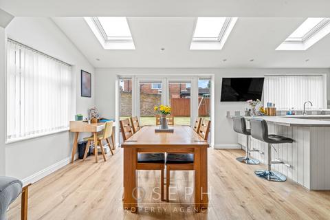 90 Cedarcroft Road, Ipswich, IP1 6BL