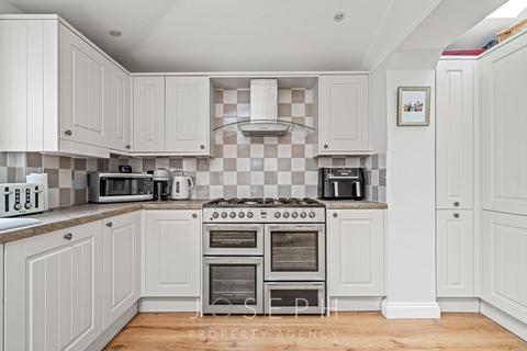 90 Cedarcroft Road, Ipswich, IP1 6BL
