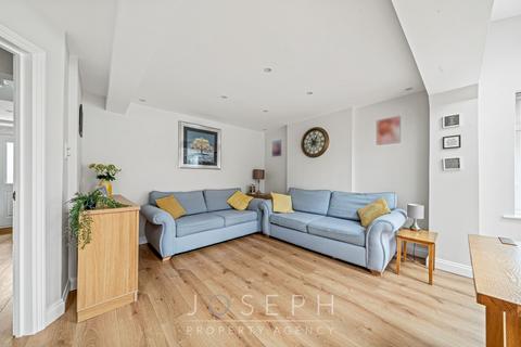 90 Cedarcroft Road, Ipswich, IP1 6BL