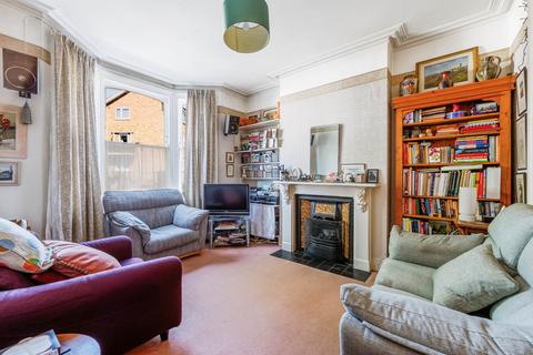 undefined, Windmill Road, Brentford