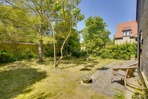 undefined, Mandeville, Cambridge CB25