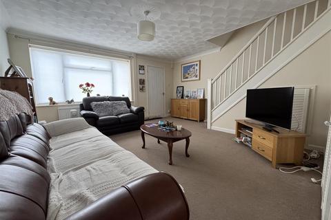 3 bedroom detached house for sale, Windrush, Highworth SN6